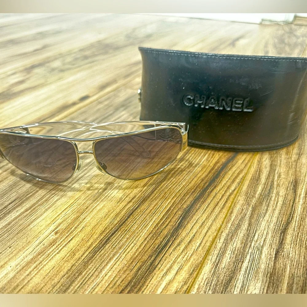 Beautiful Chanel Aviator Sunglasses